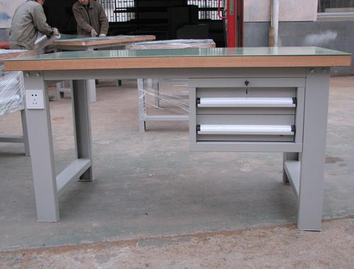 钳工工作台 精密制造的基石与高效作业的核心平台